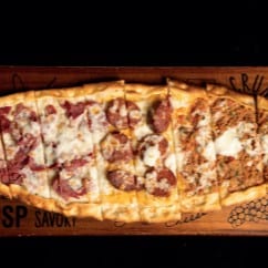 Mixed Pide.
